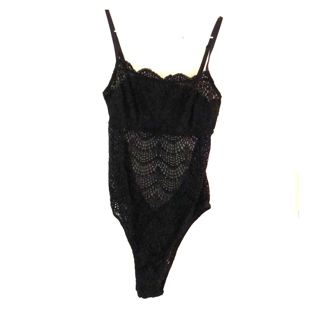 VS cut out back bodysuit